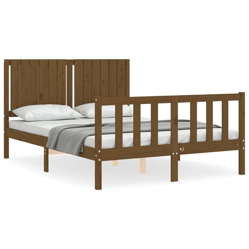 Foto van The living store massief grenenhouten bedframe - honingbruin - 205.5 x 145.5 x 100 cm