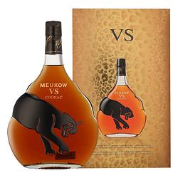 Foto van Meukow vs 70cl cognac + giftbox
