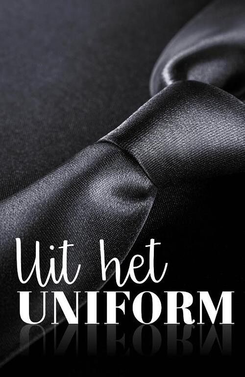 Foto van Uit het uniform - emma anna - paperback (9789464820621)