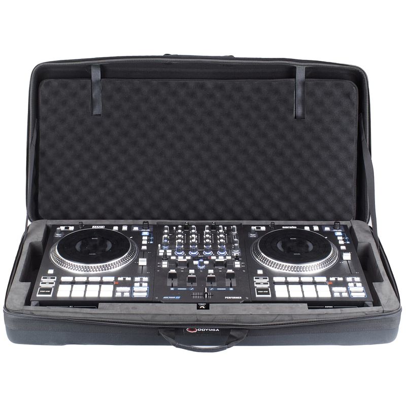 Foto van Odyssey bmperformerdlx deluxe eva soft case voor rane performer