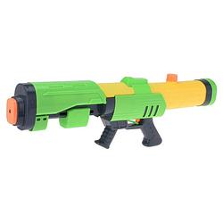 Foto van 1x mega waterpistolen/waterpistool met pomp groen/geel van 63 cm kinderspeelgoed - waterpistolen