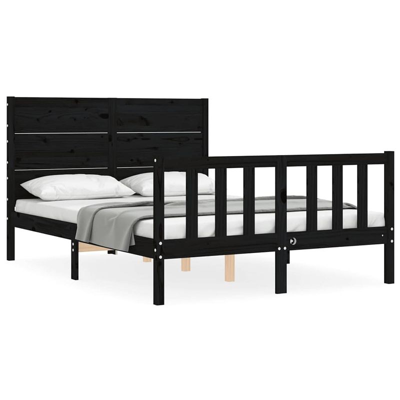 Foto van The living store bedframe - massief grenenhout - 205.5 x 145.5 x 100 cm - zwart - montage vereist