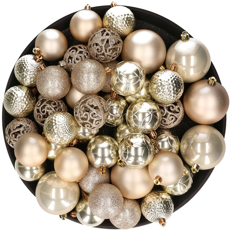 Foto van Kerstversiering kunststof kerstballen parel/champagne 6-8-10 cm pakket van 59x stuks - kerstbal