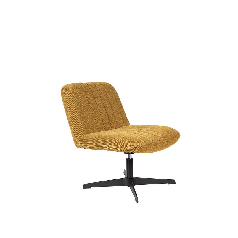 Foto van Anli style lounge chair belmond rib ochre