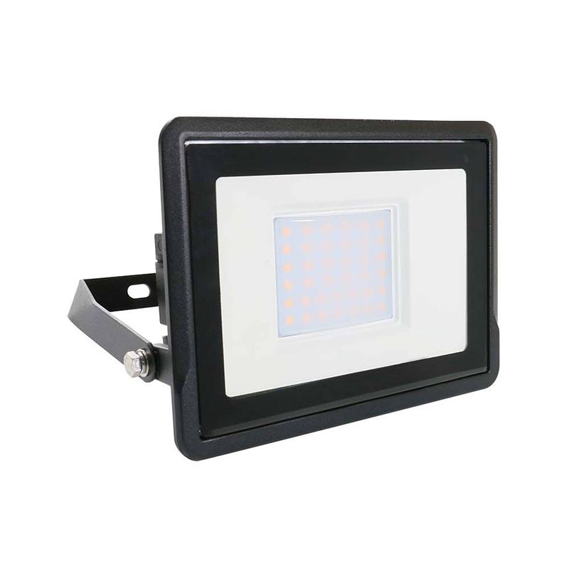 Foto van V-tac vt-138 led schijnwerper - 30 w - 2340 lm - 6500k - zwart