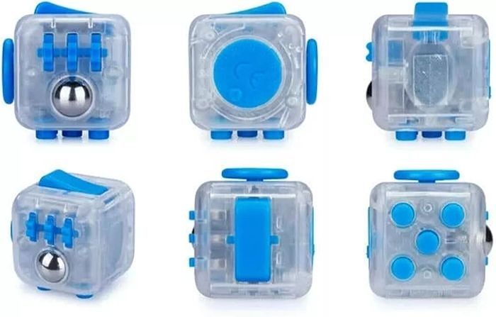 Foto van Fidget cube blauw