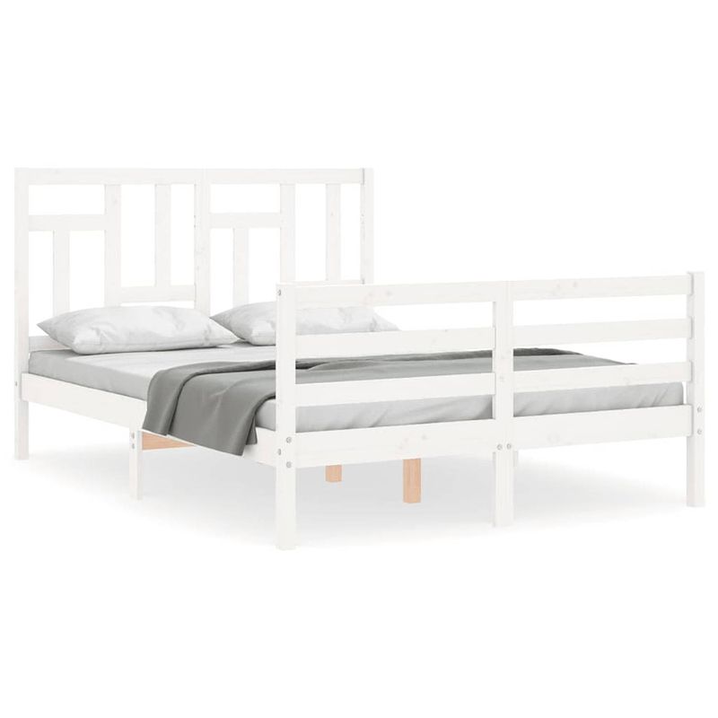 Foto van The living store bedframe - massief grenenhout - 195.5 x 145.5 x 100 cm - wit