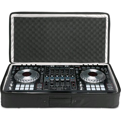 Foto van Udg urbanite midi controller sleeve extra large black