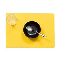 Foto van Stevige luxe tafel placemats plain geel 30 x 43 cm - placemats