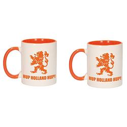 Foto van 2x stuks hup holland hup met leeuw mok/ beker oranje wit 300 ml - feest mokken