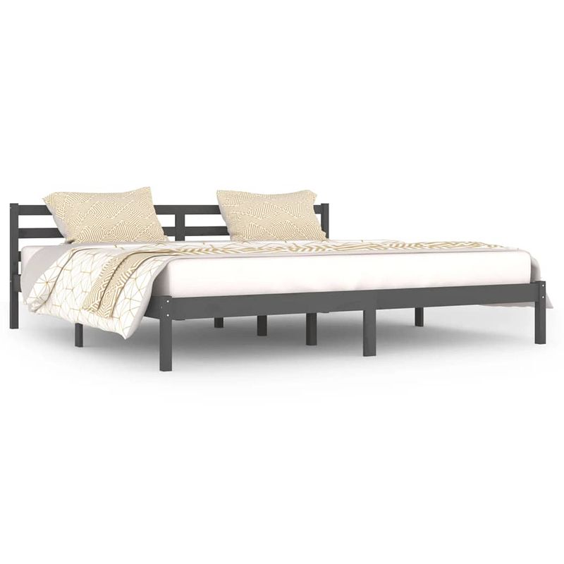 Foto van The living store bedframe - houten - grijs - 205.5 x 205.5 x 69.5 cm - stevig en comfortabel