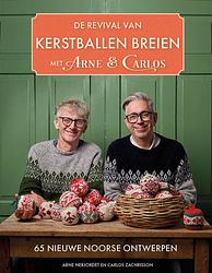 Foto van De revival van kerstballen breien - arne & carlos nerjordet & zachrisson - hardcover (9789021044736)