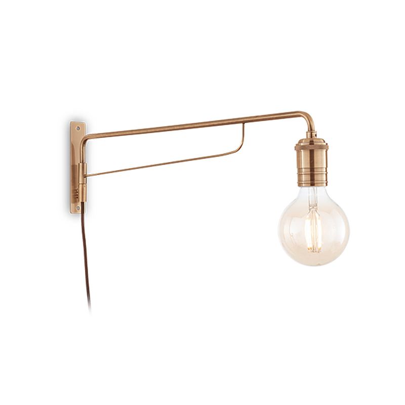 Foto van Stijlvolle ideal lux triumph wandlamp - messing afwerking - modern design