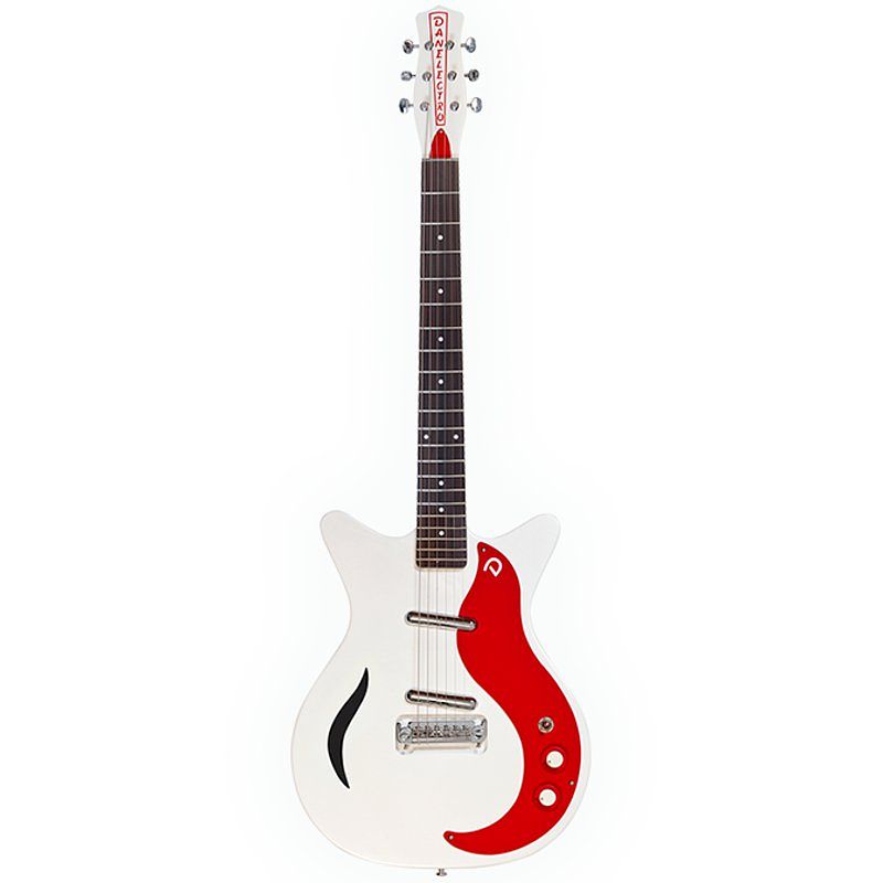 Foto van Danelectro 's59m spruce f-hole red/white pearl elektrische gitaar