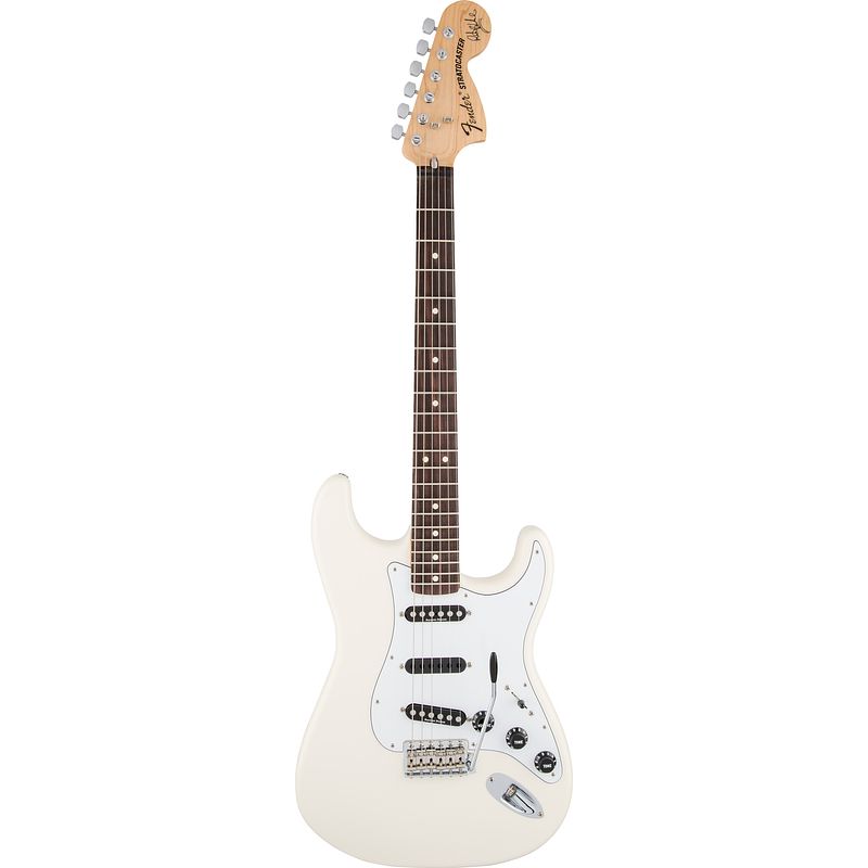 Foto van Fender ritchie blackmore stratocaster olympic white scalloped rw elektrische gitaar met deluxe gigbag