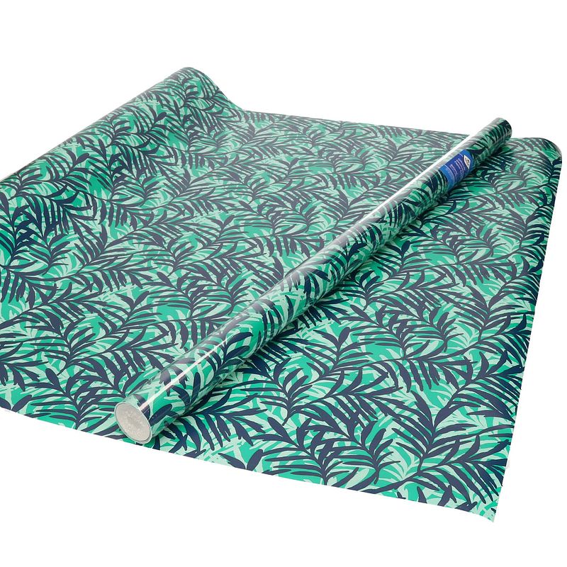 Foto van 3x rollen inpakpapier/cadeaupapier groen met donker blauwe bladeren design 200 x 70 cm - cadeaupapier