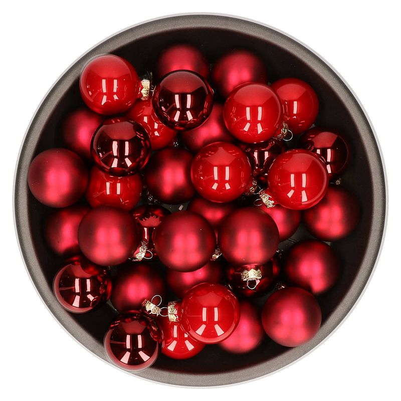 Foto van Kerstballen set van glas 36x stuks rood tinten 6 cm - kerstbal