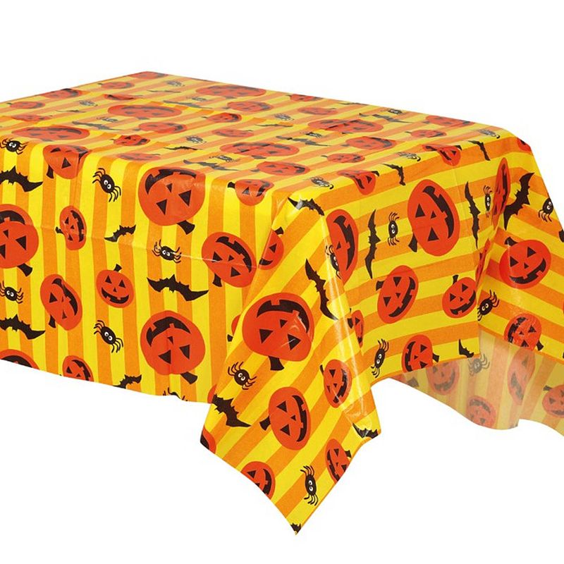 Foto van Halloween/horror thema feest tafelkleed - pompoenen/vleermuizen - geel - pvc - 130 x 175 cm - feesttafelkleden