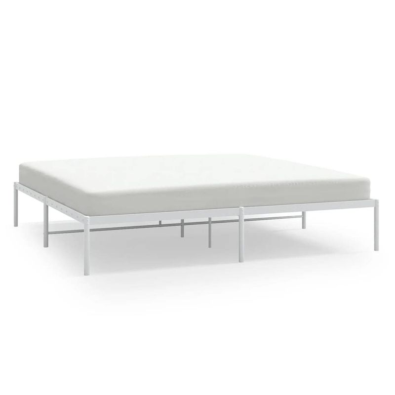 Foto van The living store bedframe - klassiek wit - 219x187x31cm - robuust metaal