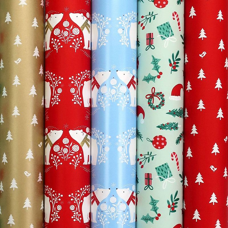 Foto van Cosy cottage assortiment cadeaupapier inpakpapier voor kerstmis - 2 meter x 70 cm - 5 rollen