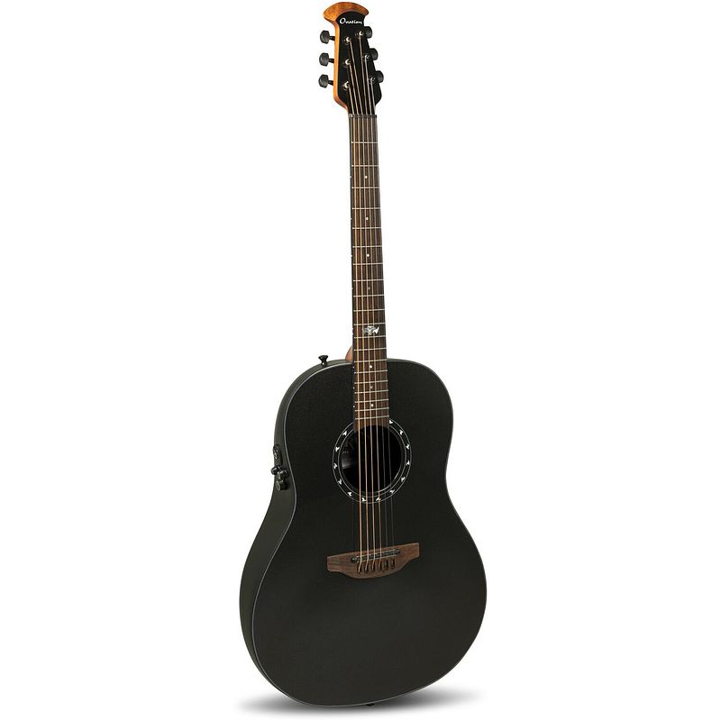 Foto van Ovation pro series ultra 1516pbm-g pitch black elektrisch-akoestische gitaar met soft case