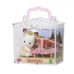 Foto van Sylvanian families baby draagdoosje konijn met piano 5202