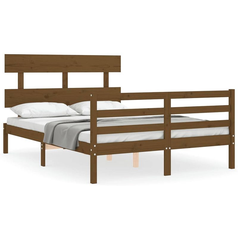 Foto van The living store bedframe massief grenenhout - honingbruin - 205.5 x 145.5 x 81 cm - multiplex lattenbodem -