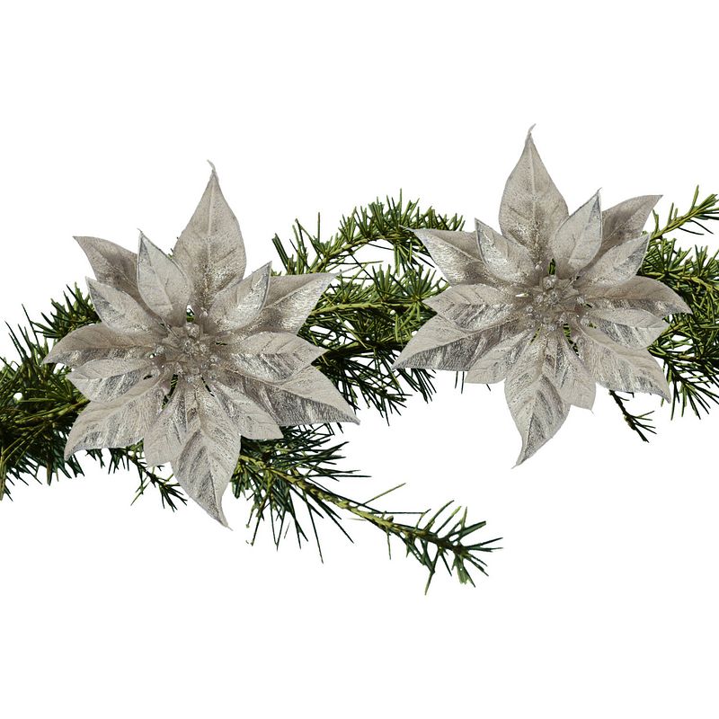 Foto van 2x stuks kerstboom bloemen kerstster champagne glitter op clip 18 cm - kunstbloemen