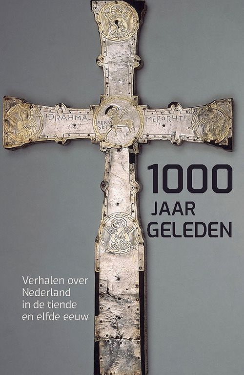 Foto van Duizend jaar geleden - paperback (9789464550801)