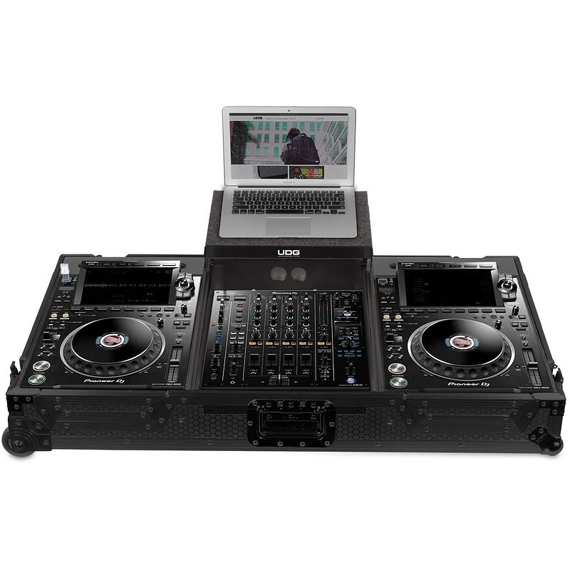 Foto van Udg u91086bl ultimate flight case set voor pioneer cdj-3000 & a9 (met wielen + laptop shelf)