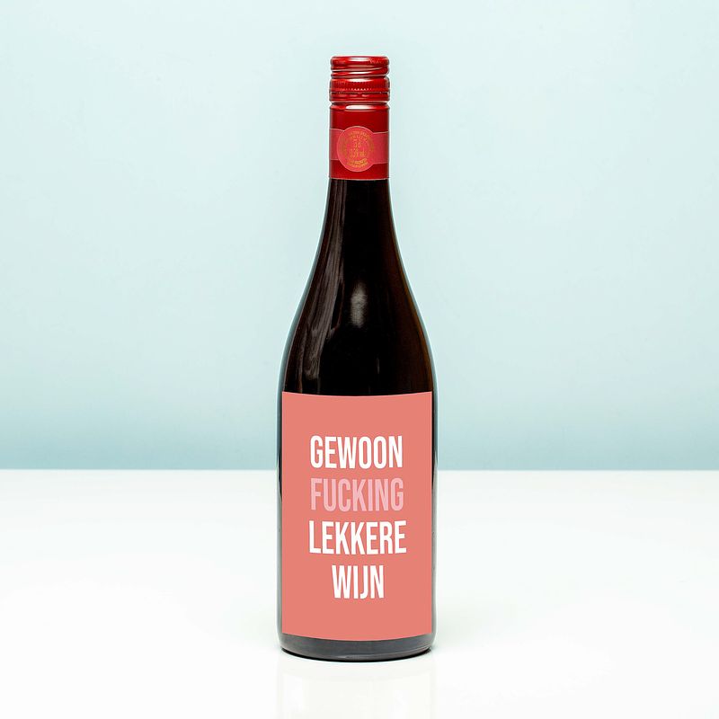 Foto van Wijnfles gewoon fucking lekkere wijn - rood (merlot)