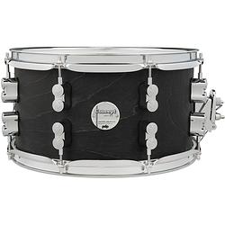 Foto van Pdp drums concept satin black wax maple 13 x 7 inch snaredrum