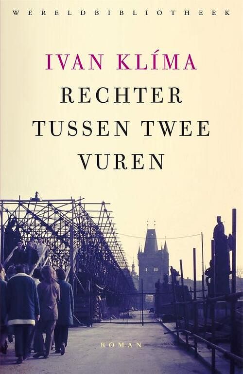 Foto van Rechter tussen twee vuren - ivan klima - paperback (9789028452978)