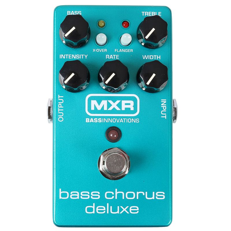 Foto van Mxr m83 bass chorus deluxe effectpedaal basgitaar