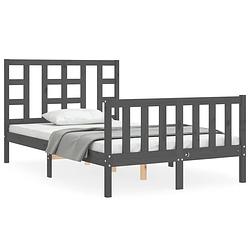 Foto van The living store bedframe grenenhouten - 205.5 x 125.5 x 100 cm - grijs - massief grenenhout - multiplex lattenbodem