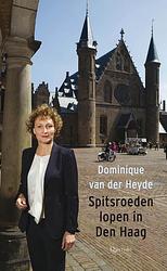 Foto van Spitsroeden lopen in den haag - dominique van der heyde - ebook (9789021449838)