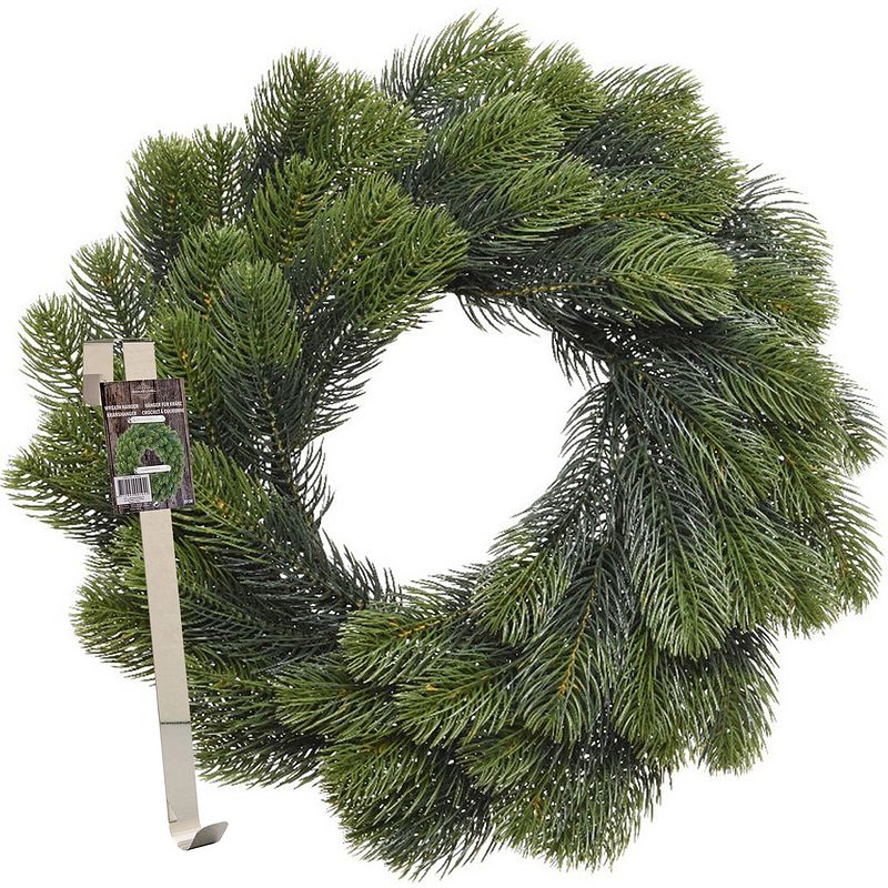 Foto van Kerstkrans 50 cm - groen - met messing zilveren hanger/ophanghaak - kerstversiering - kerstkransen