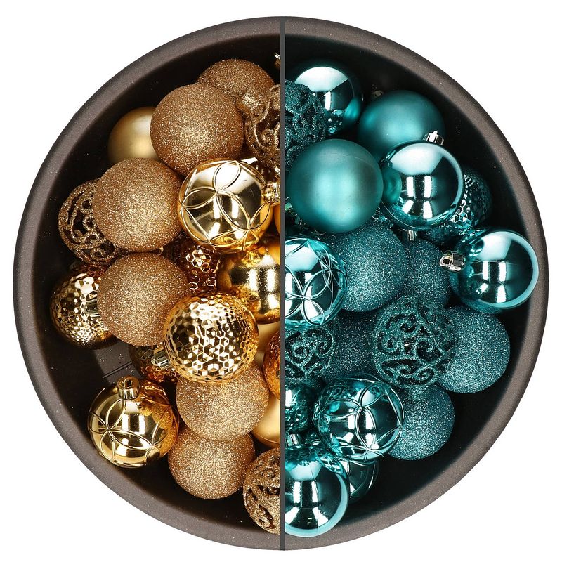 Foto van 74x stuks kunststof kerstballen mix van turquoise blauw en goud 6 cm - kerstbal