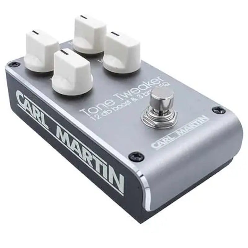 Foto van Carl martin tone tweaker 12db boost pedal met 3-band equalizer