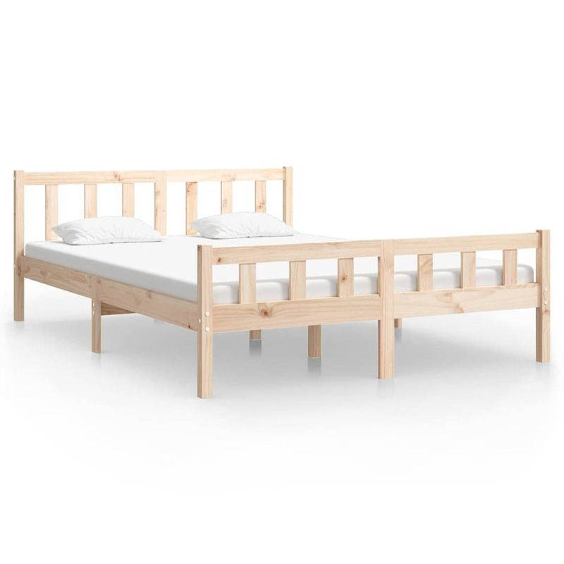 Foto van The living store bedframe - grenenhout - 205.5 x 125.5 x 69.5 cm - geschikt voor 120 x 200 cm matras