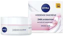 Foto van Nivea essentials voedende dagcrème droge huid spf30
