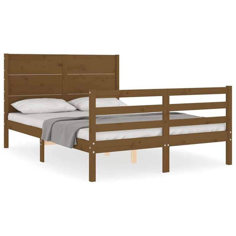 Foto van The living store houten bedframe - grenenhout - multiplex lattenbodem - 205.5 x 125.5 cm - honingbruin