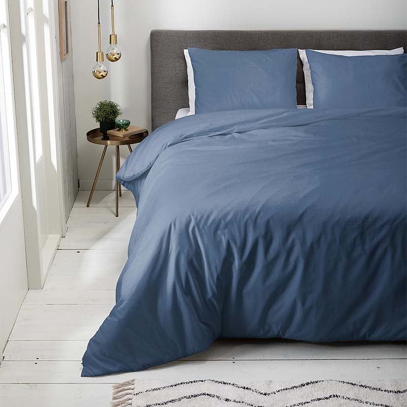 Foto van Luna bedding luna uni - denim blauw dekbedovertrek lits-jumeaux (240 x 220 cm + 2 kussenslopen) dekbedovertrek