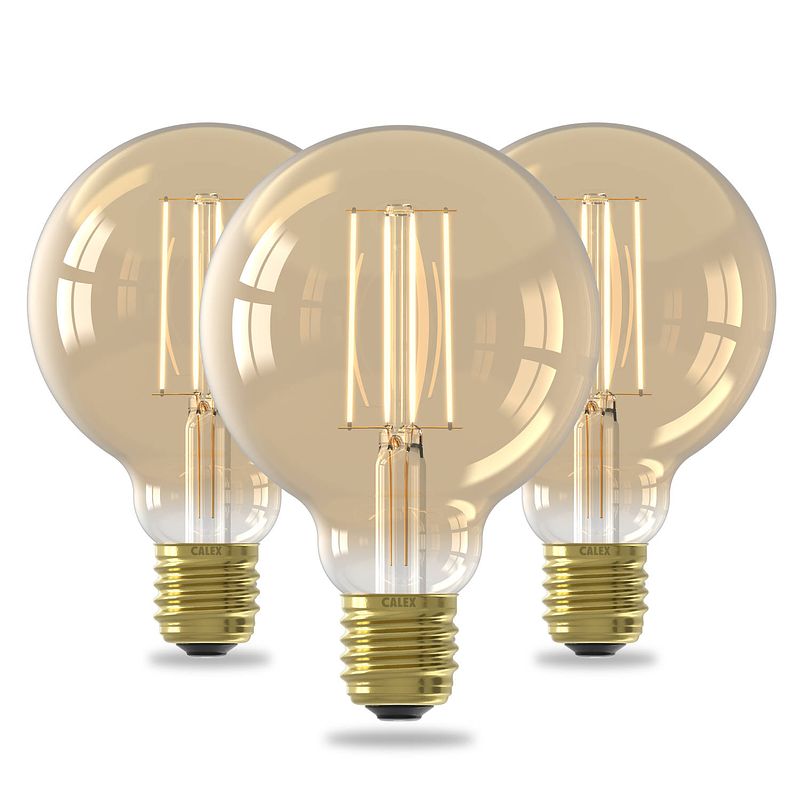 Foto van Calex filament g95 led lamp - 3 stuks - goud - e27 - 4.5w - dimbaar