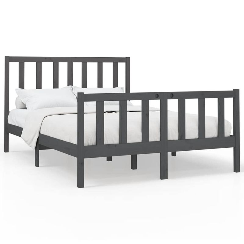 Foto van The living store bedframe - grijs - 195.5 x 146 x 69.5 cm - massief grenenhout - inclusief hoofdeind