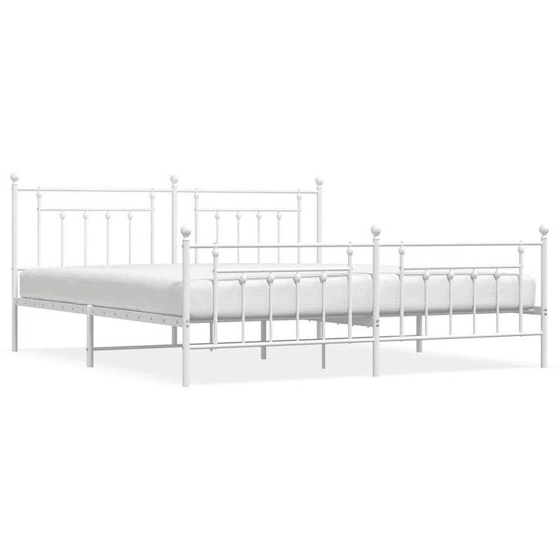 Foto van The living store bedframe - klassiek - metaal - wit - 207x206x97 cm - geen matras inbegrepen