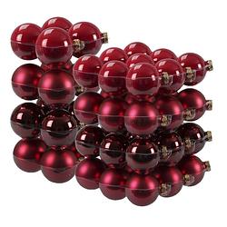 Foto van 52x stuks glazen kerstballen rood/donkerrood 6 en 8 cm mat/glans - kerstbal