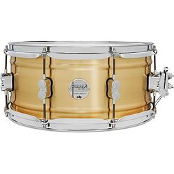 Foto van Pdp drums pdsn6514nbbc concept series brushed brass 14 x 6.5 inch snaredrum