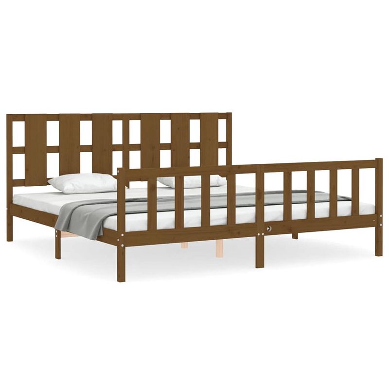 Foto van The living store bedframe massief grenenhout - honingbruin - 205.5 x 185.5 x 100 cm - multiplex lattenbodem -