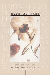 Foto van Hoor je hart - harmieke van eijk - paperback (9789083236940)